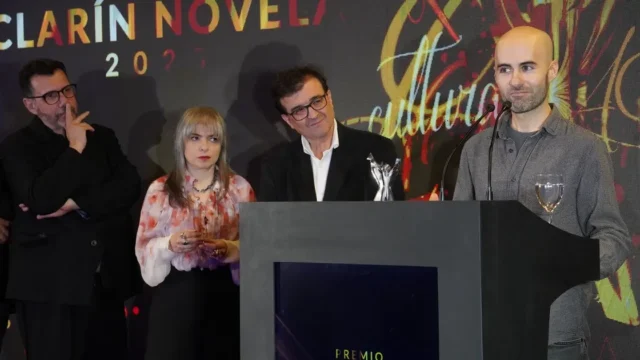 Récord histórico en el Premio Clarín Novela: 1.414 manuscritos desde 35 países. Fotografía editorial relacionada con Premio Clarín Novela 2026. publicada en DF Urgente