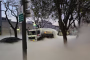 Fuga de oxígeno líquido frente a un hospital: qué implica la alerta sanitaria. Imagen destacada sobre fuga de oxígeno líquido. publicada en DF Urgente