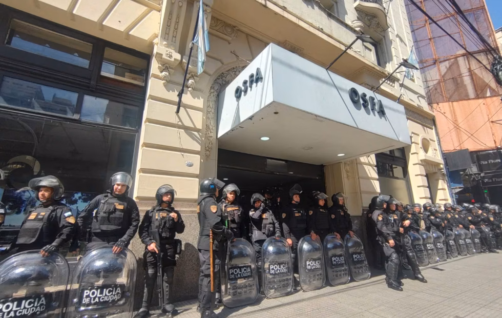 El Gobierno inició la disolución del IOSFA mediante el Decreto 1286/2026. Imagen destacada sobre disolución del IOSFA. publicada en DF Urgente