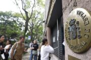 Españoles por la ley de nietos podrán alegar contra la suspensión del voto. Fotografía editorial relacionada con suspensión del voto ley de nietos. publicada en DF Urgente