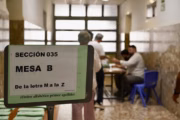 Iustitia Europa pide ampliar al CER la suspensión del voto por la ley de nietos. Fotografía editorial relacionada con suspensión del voto ley de nietos. publicada en DF Urgente