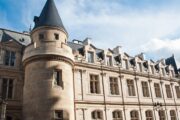 La Conciergerie: el palacio de París que terminó como prisión revolucionaria. Fotografía editorial relacionada con Conciergerie prisión revolucionaria. publicada en DF Urgente