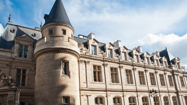 La Conciergerie: el palacio de París que terminó como prisión revolucionaria. Fotografía editorial relacionada con Conciergerie prisión revolucionaria. publicada en DF Urgente